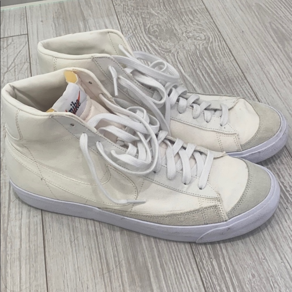 Nike Sneaker
